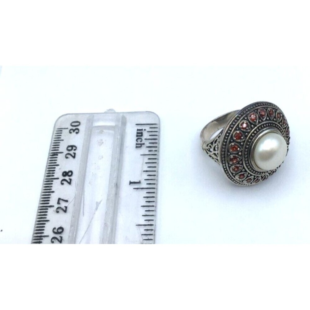 CSJ Sterling Silver Pearl Ring With Reddish Stones Intricate Detailed Sides 10.5